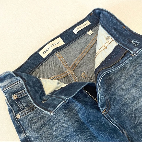 Denim Forum The Lola High Rise Skinny 28L from Aritzia - Picture 7 of 10